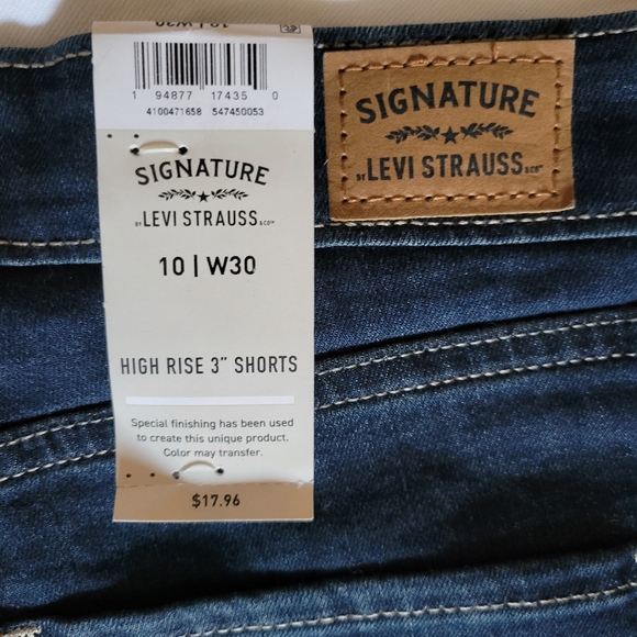 Levi's Denim Jean Shorts - Picture 3 of 3